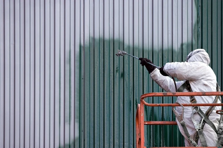 How Drywall Contractors Fix Water Damage Before Painting Hollister, CA How Drywall Contractors Fix Water Damage Before Painting Hollister, CA